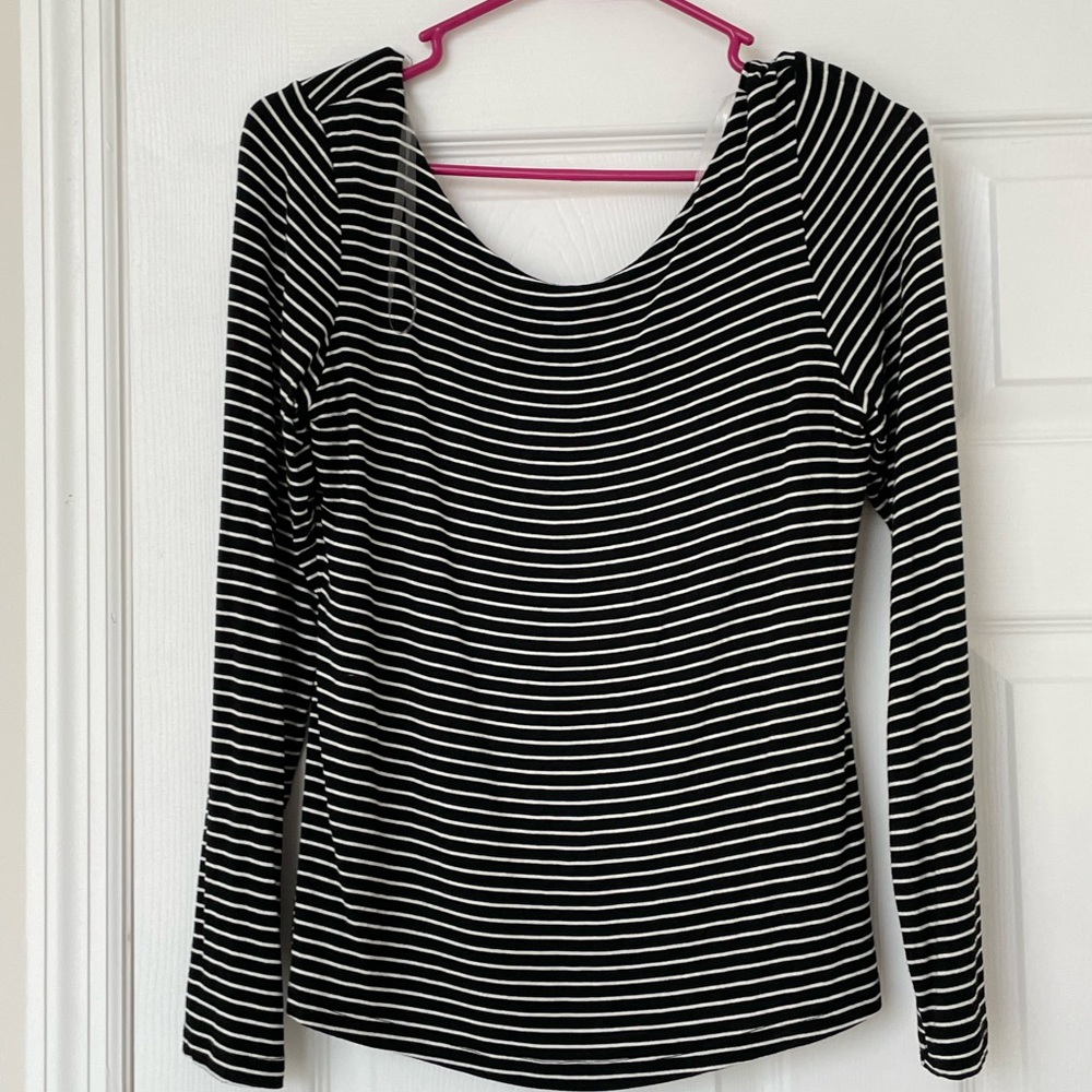 CJLA EUC. Black and whit stripe